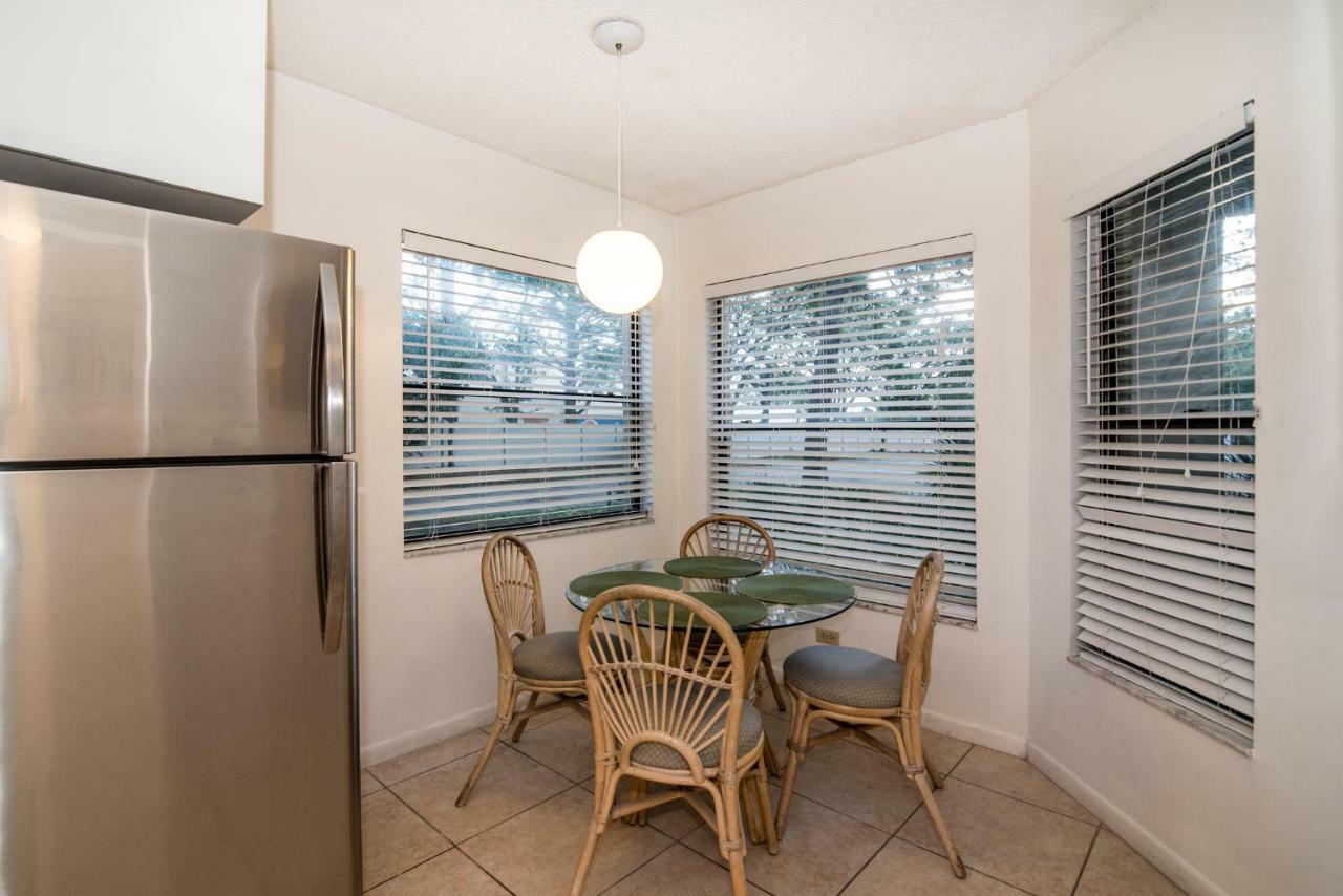 Luxury Shorewalk Water Front 2 Bedroom 2 Bathroom 3Mins Img 5 Mins Beach Bradenton Beach Exterior photo